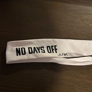 Junk “No days off” headband